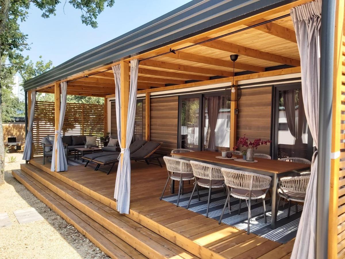 Mobile Home Sole บีโอกราดนาโมรู ภายนอก รูปภาพ