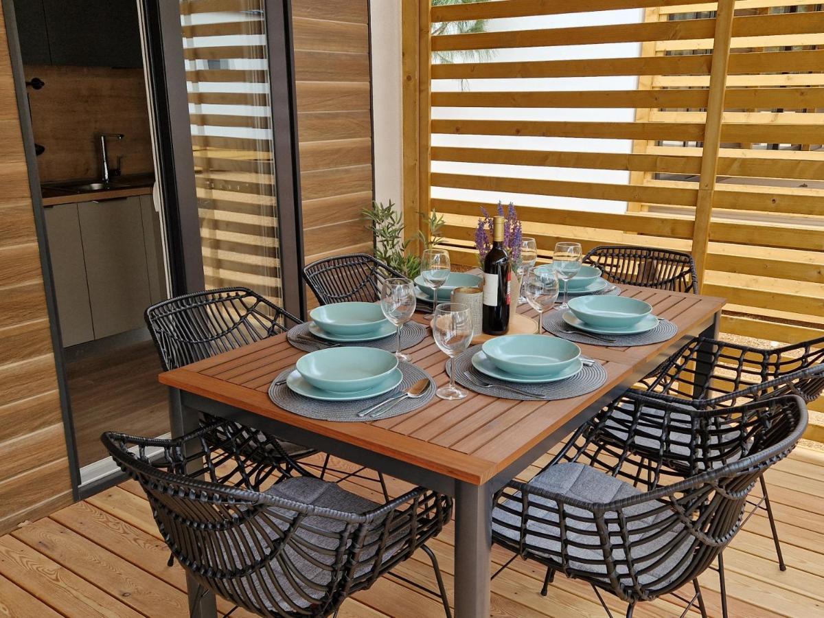 Mobile Home Sole บีโอกราดนาโมรู ภายนอก รูปภาพ